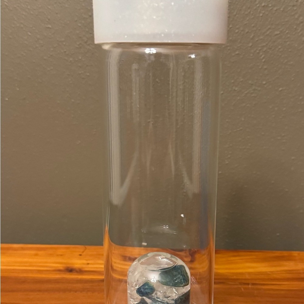 VitaJuwel Inu! Crystal Water Bottle Cloud White